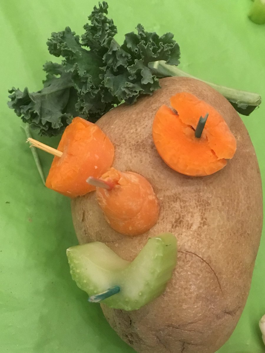 lolacanola67's tweet photo. Mr. Potato Head!! The ORIGINAL Mr. Potato Head!@NorthlandsAg #farmfair #FarmtasticFunWeekend https://t.co/J7Au6nQmEO