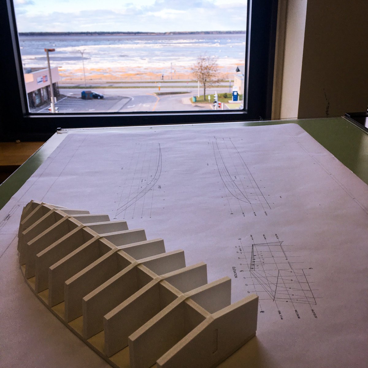 _M_Oceans's tweet photo. #Atelier #ArchitectureNavale @institutmaritimeduquebec #PortesOuvertes ⚓️🌊🚢 https://t.co/E8n6g8KkcH