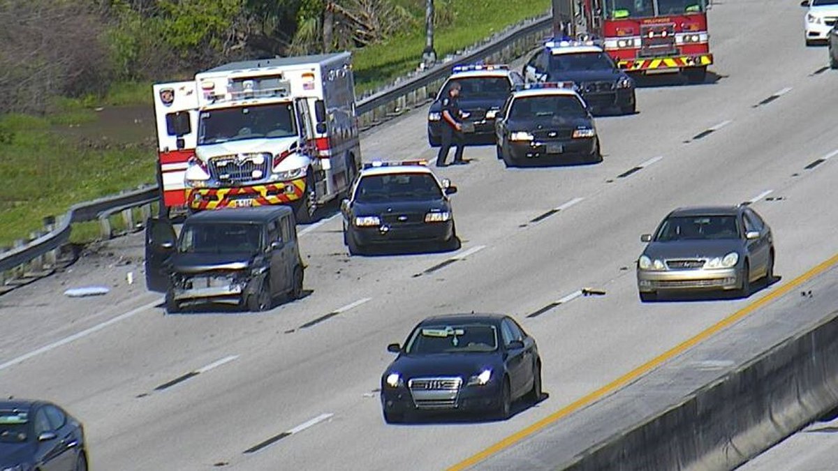 Traffic alert: Avoid Florida Turnpike from Griffin Road to Hollywood Boulevard bit.ly/2AARYFb?utm_so… https://t.co/q4hyAGT62g