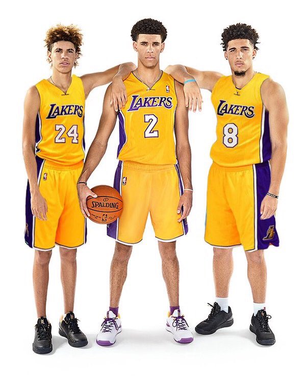 LiAngelo3Ball's tweet photo. Get your favorite lakers players right here from zo to the mamba kobe #2 #8 #24 #TheBallBrothers #TheLakerBrothers #ThefutureOfTheNBA https://t.co/10TeaHuBrY