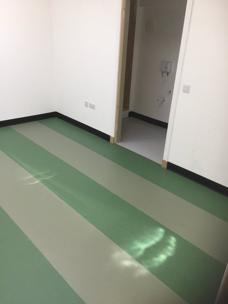 RaymondCowie's tweet photo. @AltroFlooring some Altro in a changing room https://t.co/zLTPmeB81s