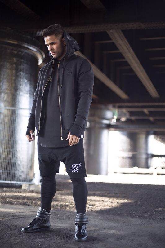 71_Q's tweet photo. Long Zip Black Hoodie from SikSilk - We want to create a movement of #youth #culture who are out there being #active
https://t.co/pym8pqQuu4 https://t.co/DXvEzCd8p1
