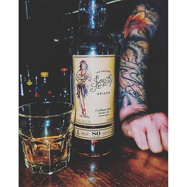 PropagandaRding's tweet photo. Kicking the weekend off with our old friend @SailorJerry https://t.co/0DVuvrmhA7