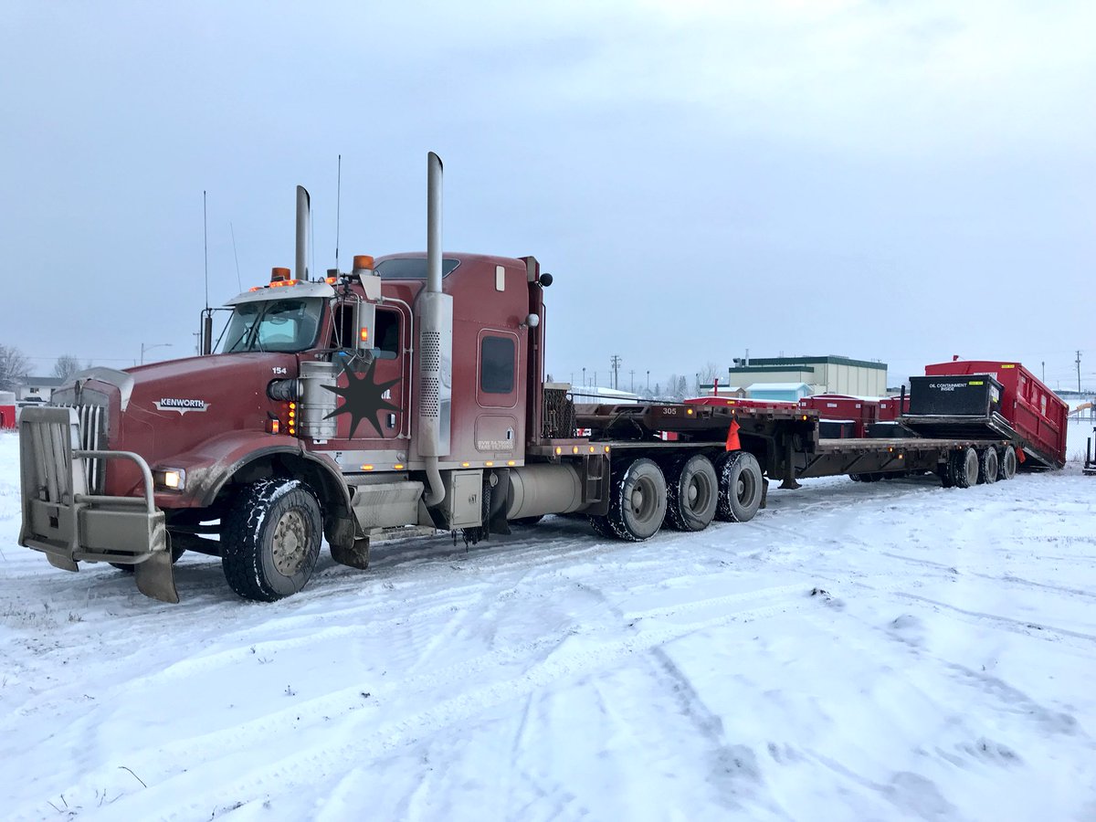 IAmAlbertaProud's tweet photo. My new to me full time unit 👊🏻 #workhard #getrewarded #itevenhasasunroof https://t.co/vMyMc0XiFD