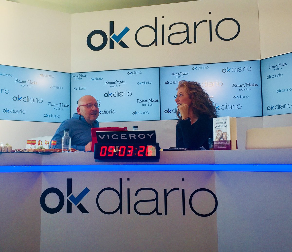 TeresaViejo's tweet photo. Qué ilusión participar en #okrecord con @JavierCapitan y @JaviNieves!! Sois superhéroes!!! #podéiscontodo https://t.co/DEnHU6Yh2G
