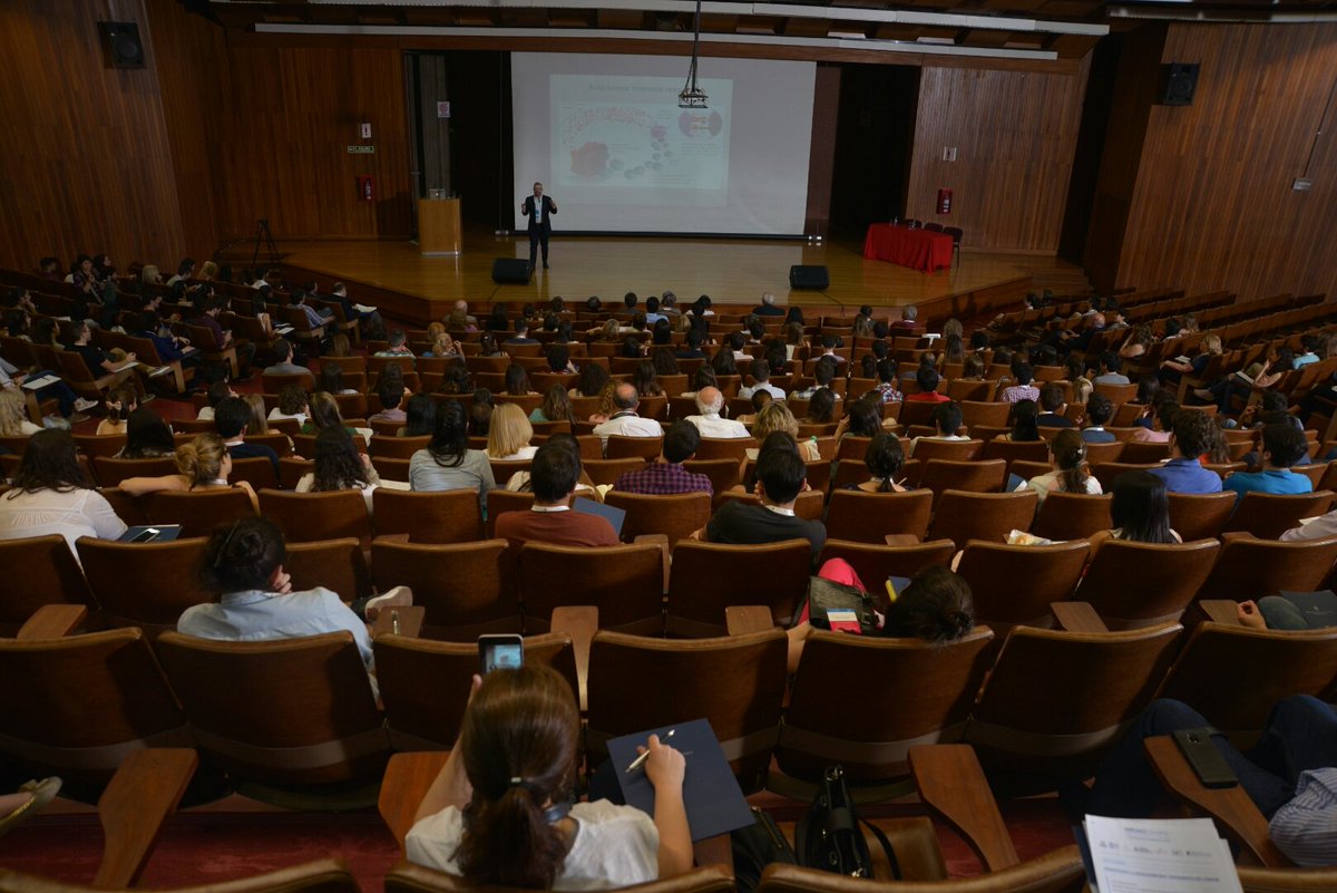 gabyrabi's tweet photo. Se cumplió un sueño! El SIMPOSIO LA INMUNOTERAPIA LA REVOLUCIÓN EN EL TRATAMIENTO DEL CÁNCER fue un enorme éxito! Gracias a @rominagirotti , Santiago M. Huergo y Vicky Sundblad. Feliz de ser parte de este proyecto colectivo, para que cada día más pacientes vivan más y mejor! https://t.co/n2ZpI47qmw