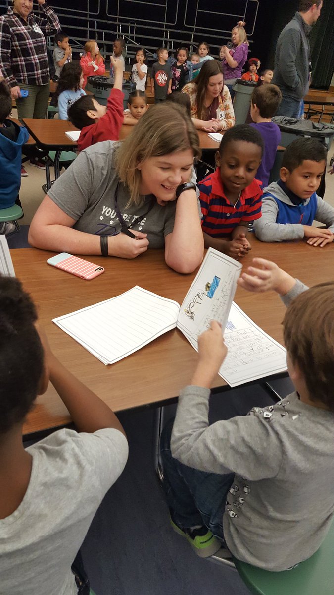 MrsG42010394's tweet photo. Our 1st graders sharing their writing with parents, staff  and Kinder @HumbleISD_HE https://t.co/7JXubopljX