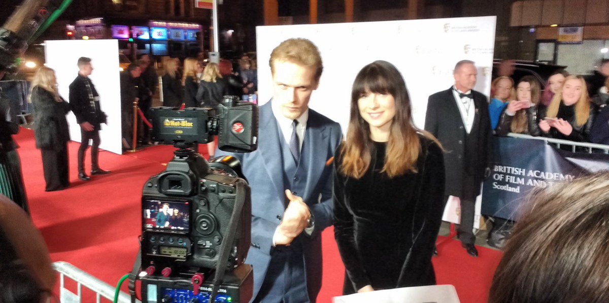 janetfreynolds's tweet photo. Want to relive some #Outlander #baftascot2017 while waiting for #Doldrums? @poppy53 was there and has lots of fun fan photos and video. Take a virtual trip behind the scenes. https://t.co/h463bzRe5Z https://t.co/fSWdtGV1NA
