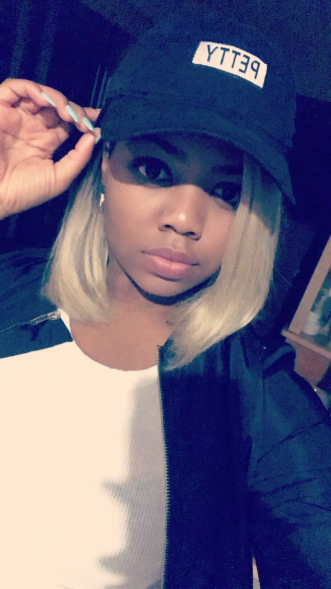 bibi_oww's tweet photo. @HaitianBeauties  https://t.co/u3yO1G6Hj0