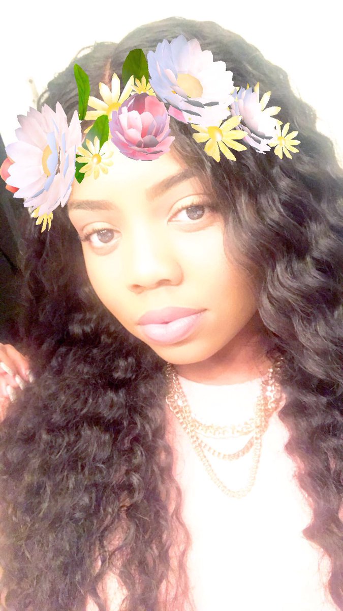 bibi_oww's tweet photo. @HaitianBeauties  https://t.co/u3yO1G6Hj0