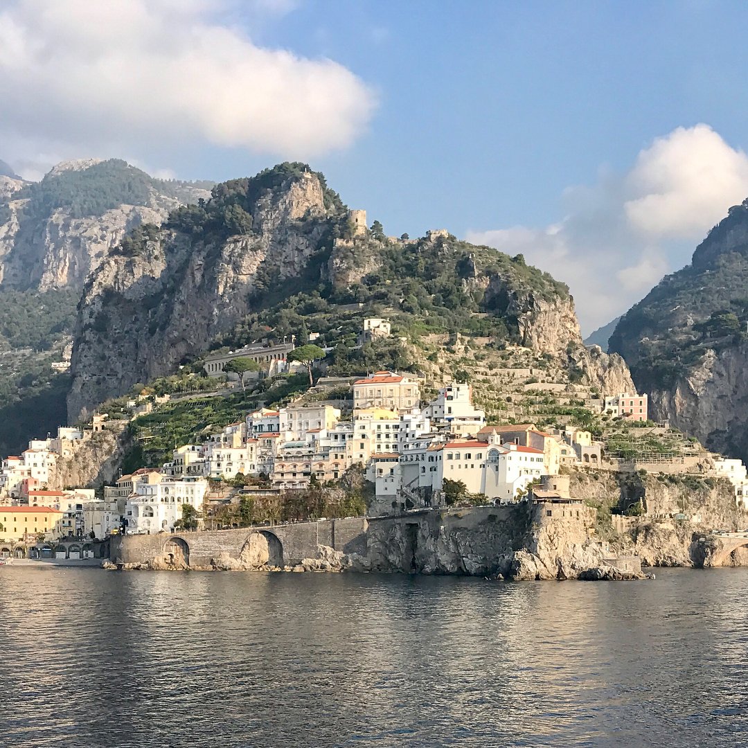 WindstarCruises's tweet photo. Save on a cruise to the Mediterranean's magical #AmalfiCoast during our #OneWeekSale: https://t.co/GcFi3Cwwte 📷 : Instagram/a_forslin https://t.co/rXtr6Cyzg7