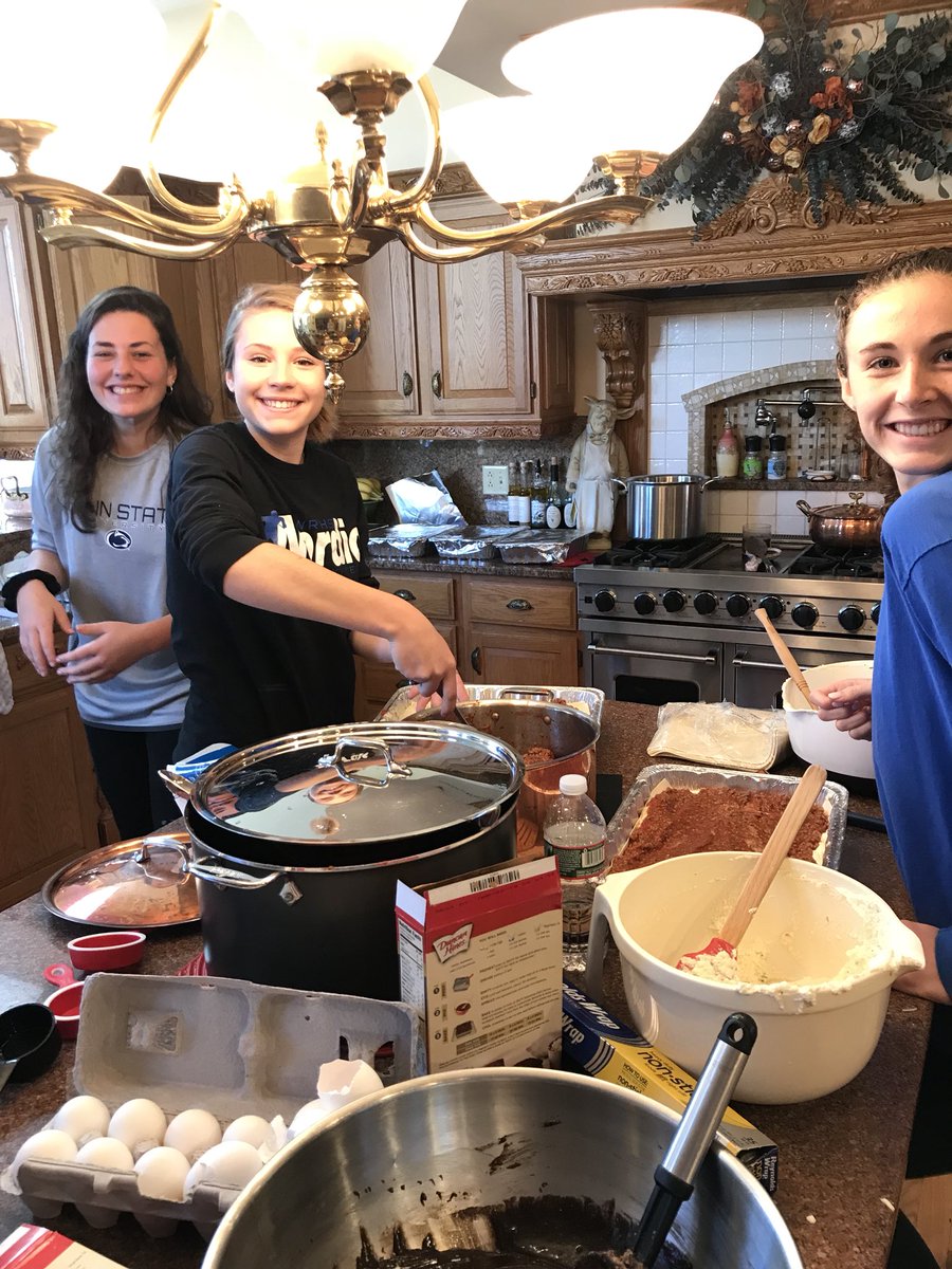 WRHSRotary's tweet photo. Members of the board prepared meals for veterans this morning! #VeteransDay #ThankYouVeterans https://t.co/S9EG3AkF6J