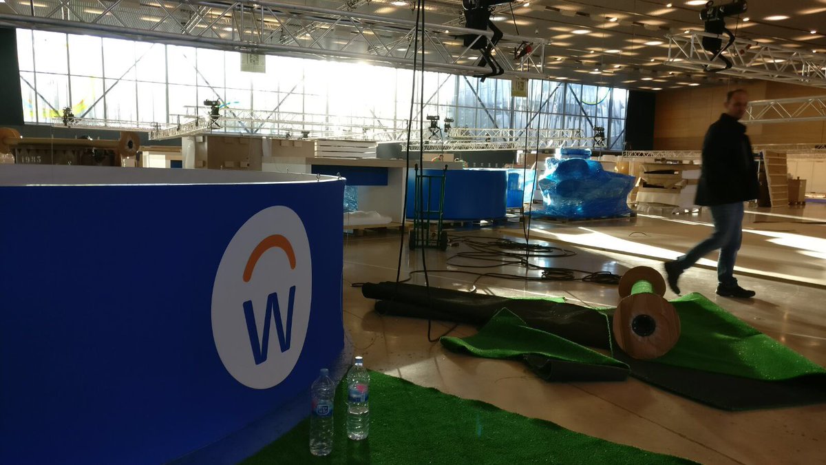 Workday's tweet photo. Behind the scenes: The set up is underway for #wdayrising in Barcelona next week… We’re super excited! https://t.co/ikxluKZI4F