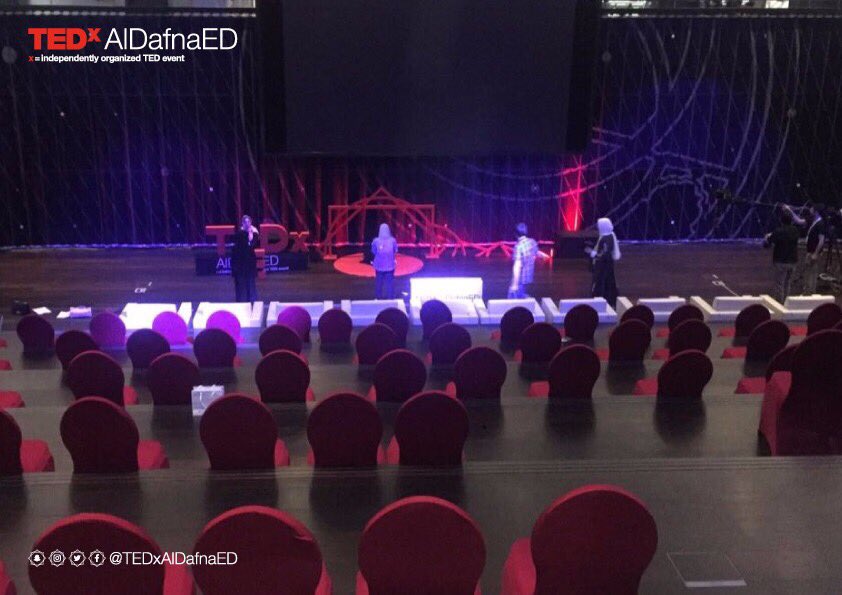 TEDxAlDafnaED's tweet photo. لكل نجاح طاقم خلف الكواليس، شكرا لهم و شكرا للمتحدثين و المشاركين معنا اليوم. دمتم بخير.
#TEDxAlDafnaED https://t.co/5fVOwXxYA7