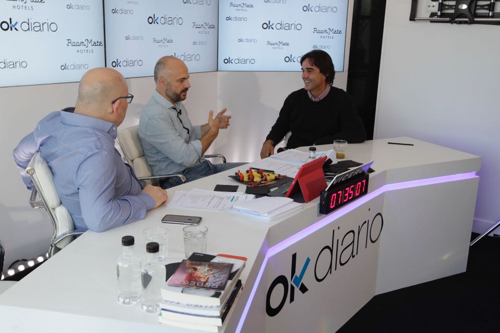 cakealatake's tweet photo. Grandes @JaviNieves @JavierCapitan ...gracias por el pedacito del pastel de vuestro #okrecord
Gracias @okdiario https://t.co/ZfK0e0iGmj