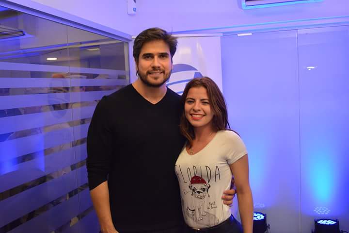 #Fotogaleria4...Así de #Encantadores estuvieron nuestro bellísimo😍💖 <a href="/DanArenas/">Daniel Arenas</a> y <a href="/Anboy88/">Angelique Boyer</a> en el #Meet&amp;Great de <a href="/Telefuturo/">Telefuturo</a> 👏
