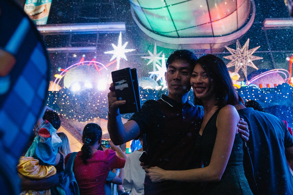 captivating christmas light up