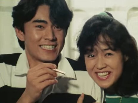 تويتر 一番星 على تويتر 仮面ライダーblackrx 前作後半の重々しい雰囲気がぶっ飛び 新しい生活を堪能しまくってる南光太郎 恋人的存在で登場する高野槇じゅん 澄川真琴 さん 事件に巻き込まれて キャー と泣き叫んで困惑するキャラだが その際のやられ