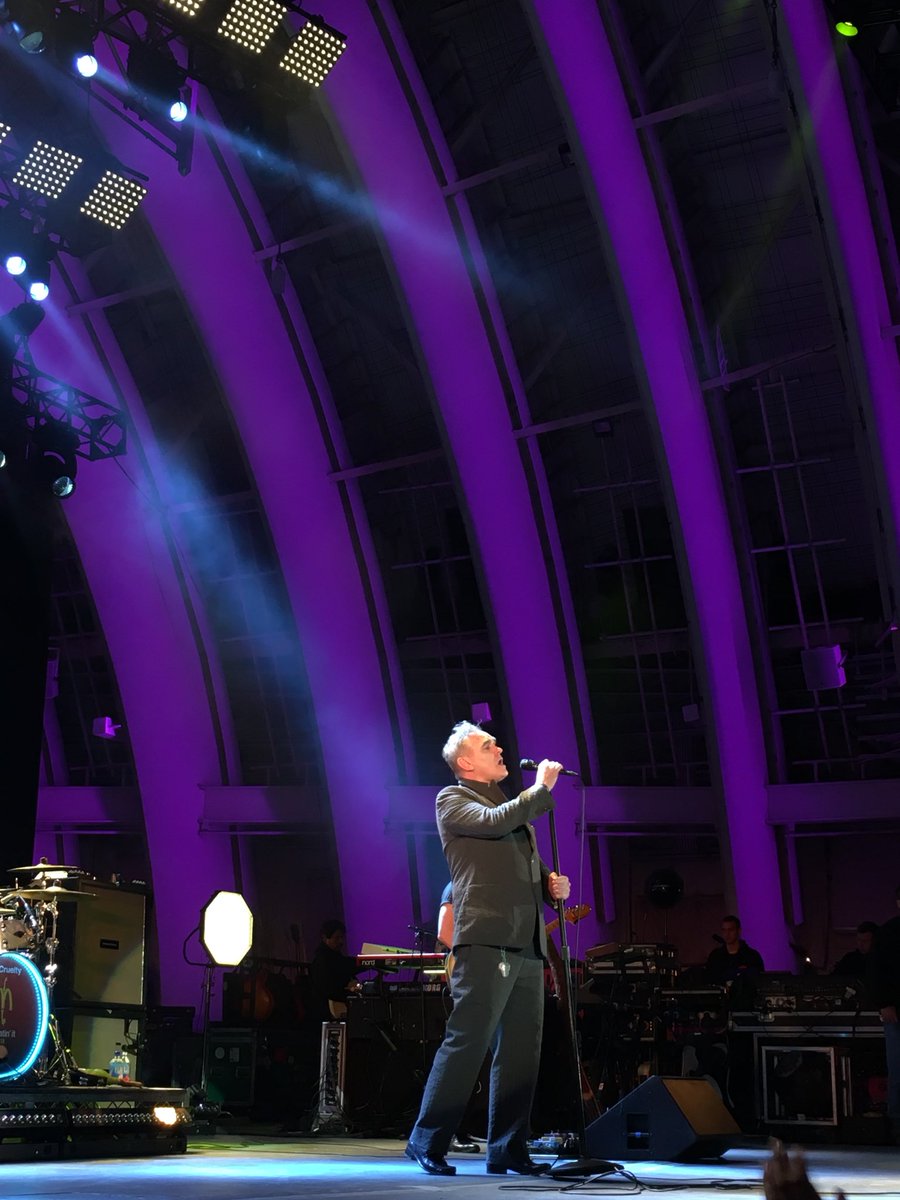 norma_amron's tweet photo. Morrissey Day was great! 😭👏🏽❤️@officialmoz @HollywoodBowl https://t.co/t8v0p0HMgp