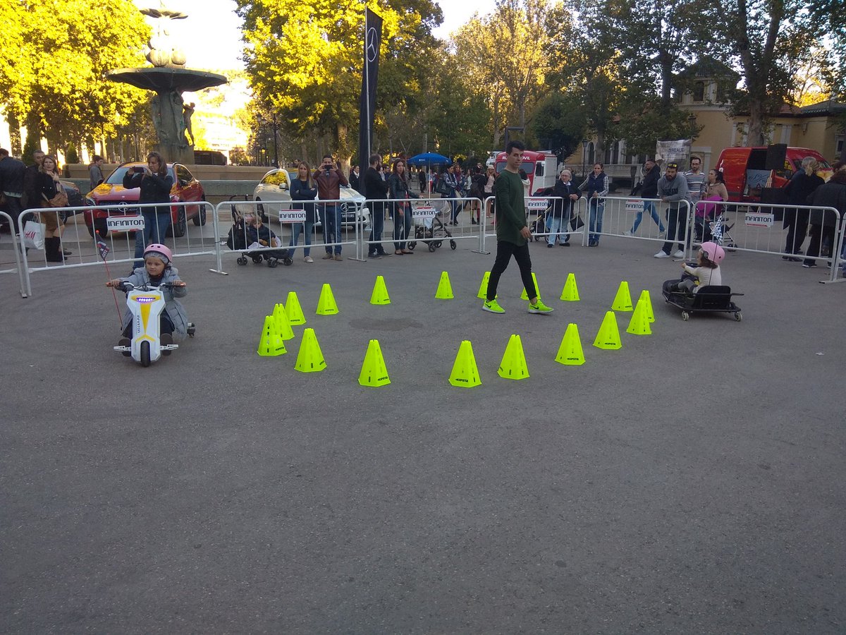 infinitonmega's tweet photo. Continua la fiesta!! #Granada #Infiniton #Crazykart #crazybike https://t.co/fKbSMHmUzB