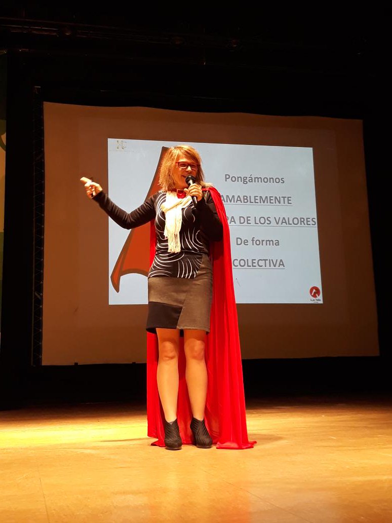 carmenmcarrion's tweet photo. Koro Cantabrana durante su intervención en #BetterTogetherBTC #dfcspain @EFE_estilo @europapress @EP_Social @telediario_tve @NEUDC_RNE #Guipuzcoa #Navarra @jsaralegui @JavierIzu @marianorajoy @uxuebarkos @EFERadio @gaizkalasa @praxedes @JuanraLucas @MarioAlonsoPuig @RaguileraR https://t.co/Fo9CWBtlkI