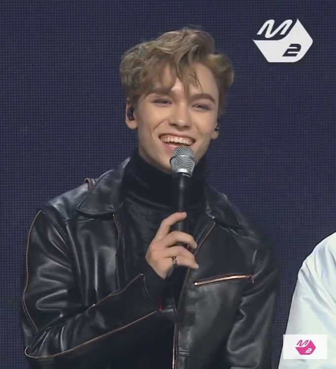 low quality vernon ✨ (@lowqualityhvc) on Twitter photo 