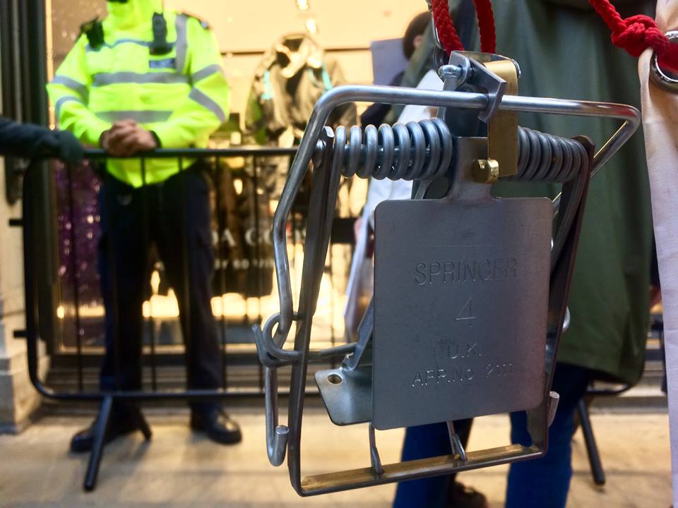 PETAUK's tweet photo. Activists display leg-breaking traps outside the Canada Goose London Flagship store, reminding passers-by of the cruelty coyotes face for fur trims.
Join the demonstrations with Surge: https://t.co/u0MSlGRtoG
Take action online: https://t.co/k2SV2MF5Gn https://t.co/95lHanhMqk