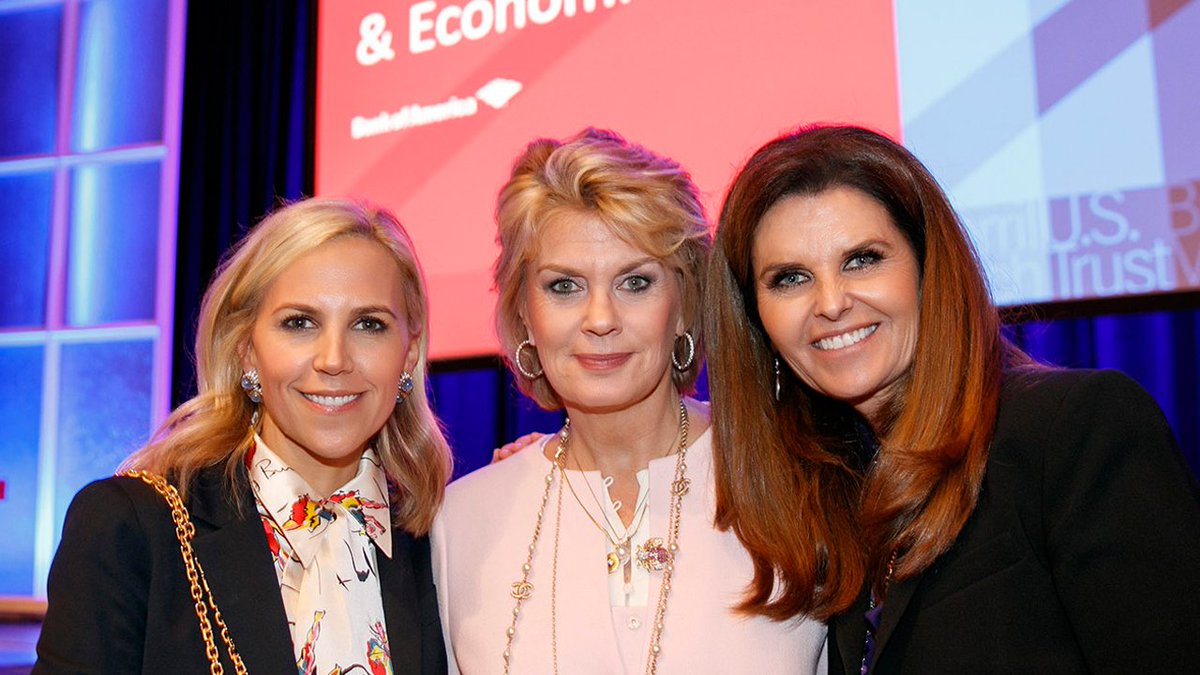 AnneFinucane's tweet photo. Great energy from @ToryBurch &amp; @MariaShriver sharing their prof. &amp; personal aspirations, successes &amp; disappointments at BofA's #WomenLead forum in LA. Watch: https://t.co/iDl1xFEpMk https://t.co/ebvgELxOeB