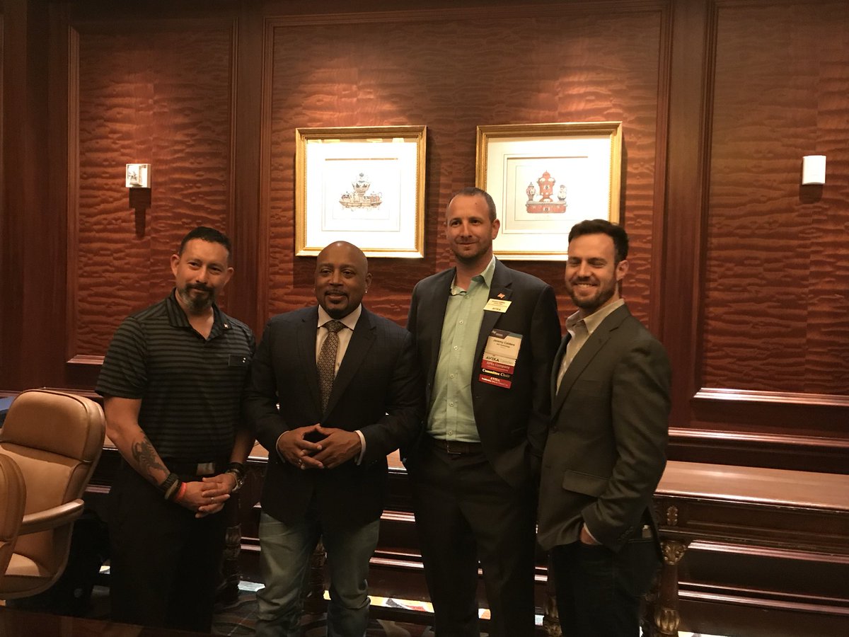 Mom: whatcha up to this week son?
Me: just hanging with some friends  @LukeJordan_EAVI <a href="/jeremy_caldera/">Jeremy Caldera</a> <a href="/TheSharkDaymond/">Daymond John</a>