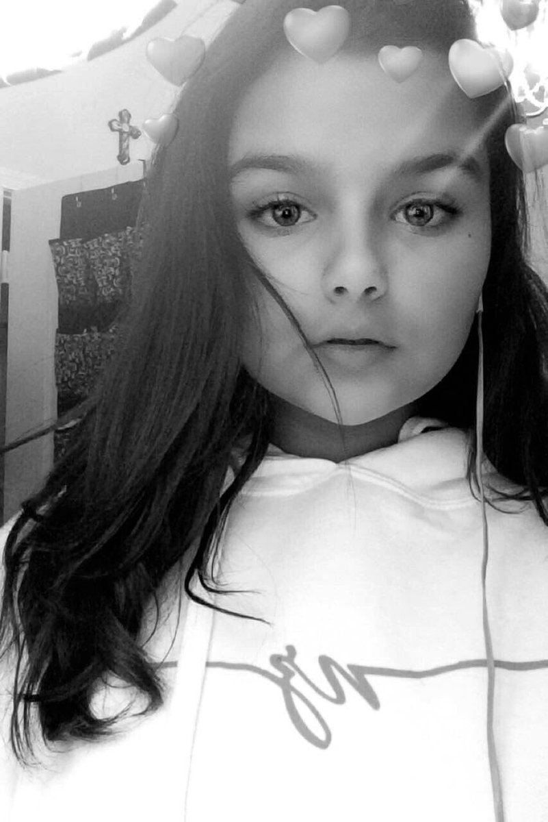 sofi__bb's tweet photo. Darling you look perfect ✨ -ed sherean ➗ https://t.co/lu83pbksdl
