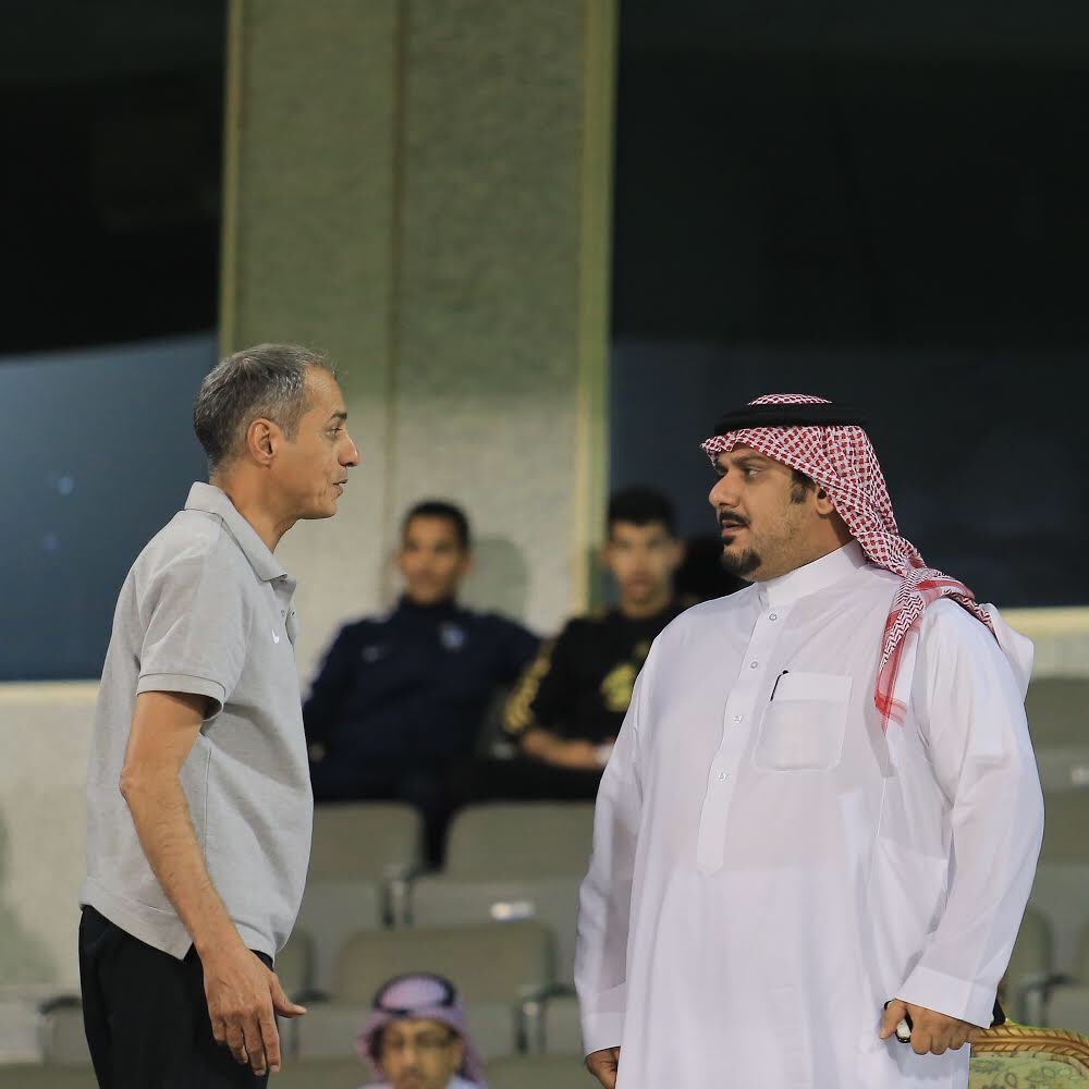 Alhilal_FC's tweet photo. شباب #الزعيم يحققون بطولة كأس الاتحاد
دامت أمجادك يا هلال💙💙..
#الهلال https://t.co/HIMB9b4dai