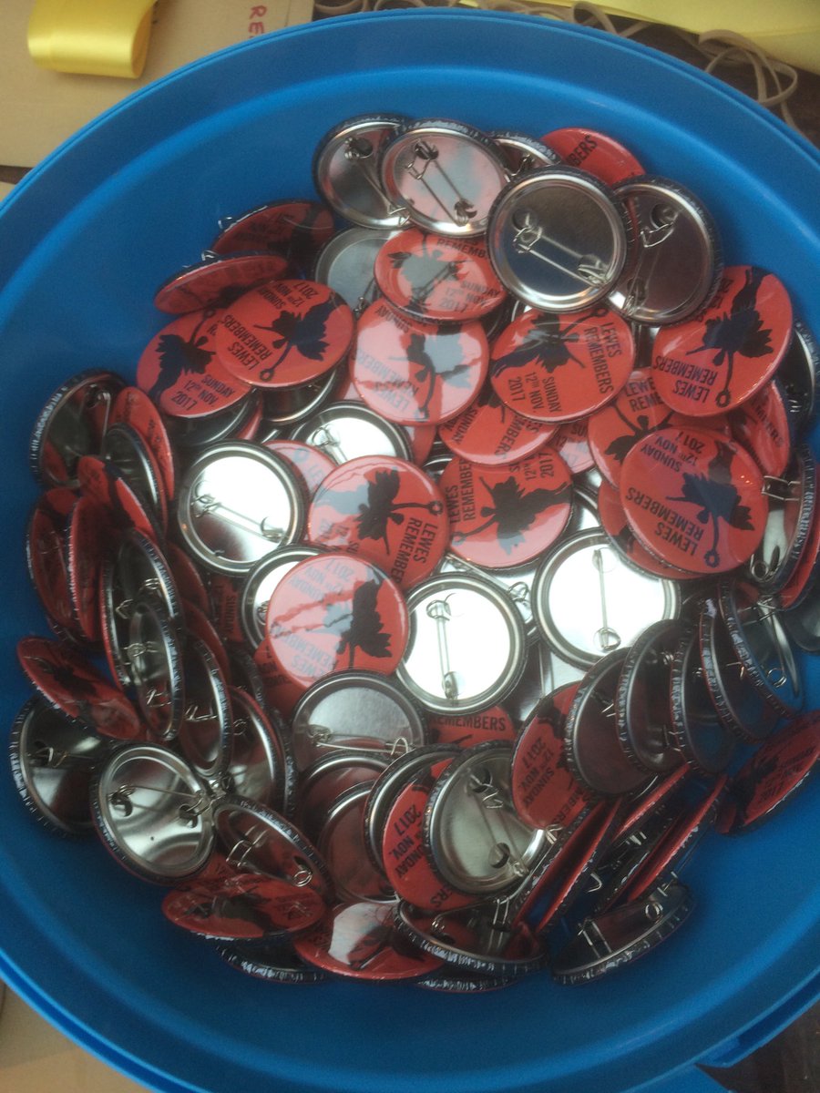 On Remembrance Sunday at 17.00 pm 136 men of the age of those listed on @lewes war memorial will douse a flaming torch when name is read out