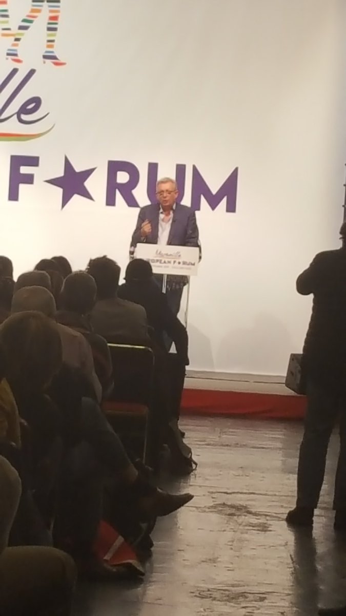 malikmersali's tweet photo. Déclaration de @plaurent_pcf au #MEF17..nous devons être capable de développer des campagnes contre le pouvoir de la finance.. https://t.co/bg4REuSjPf