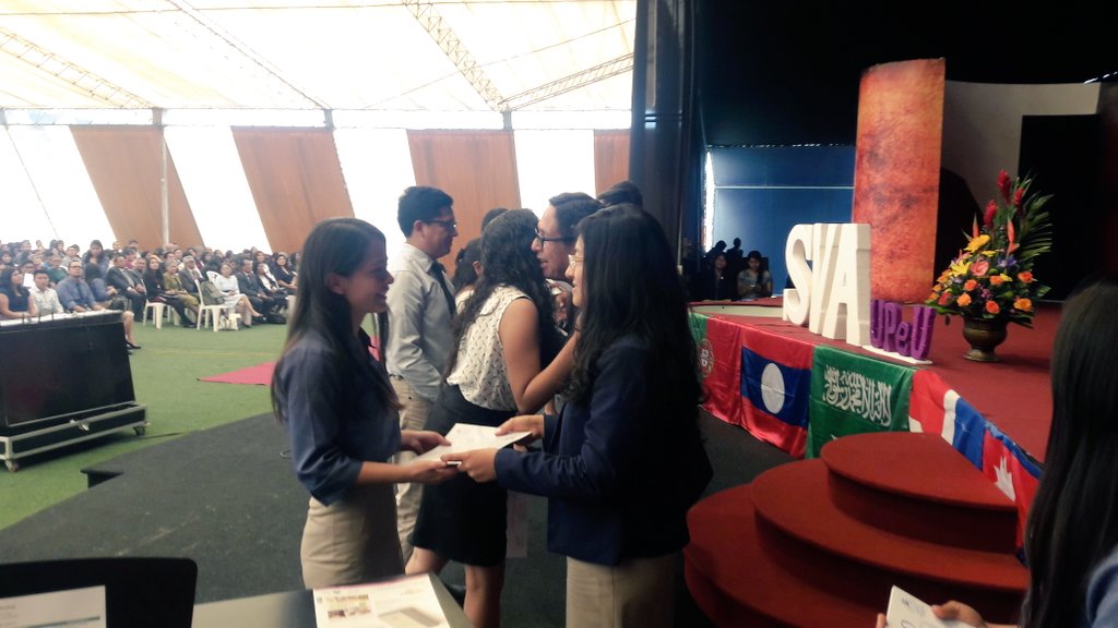 ¡Felicitaciones a los 91 jóvenes graduados del #ServicioVoluntario Adventista #UPeU !