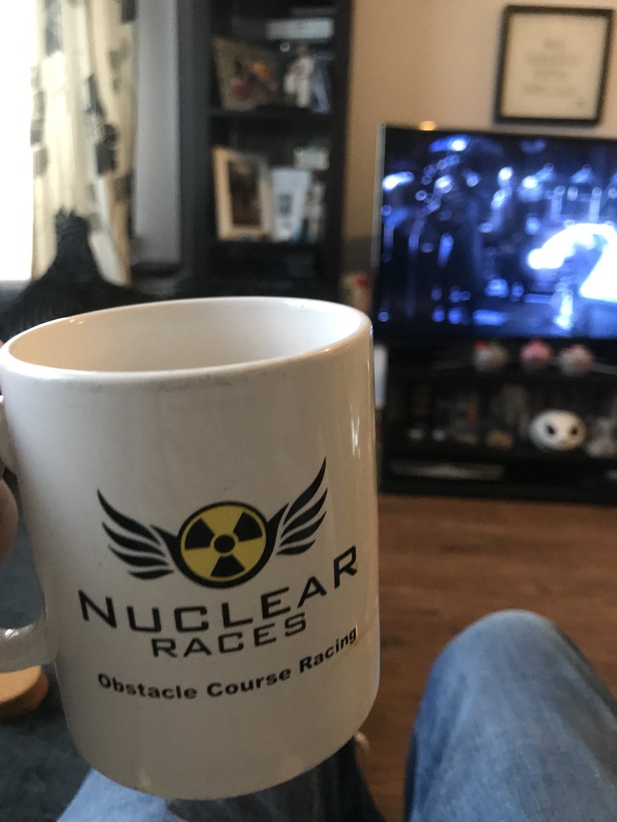 AMonkster's tweet photo. Awesome Fallout today @TheNuclearRaces.
Lake very cold today! Begin post-race ritual. #muddymug #lovemud https://t.co/N20hzXra5T