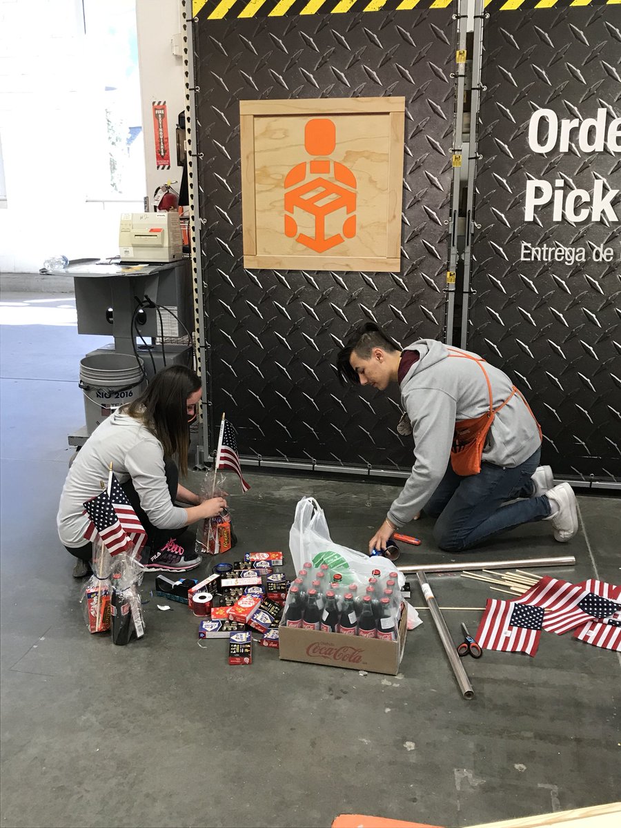 Bobbi and Matisse taking care of our HD Veterans!! #fabulous4421