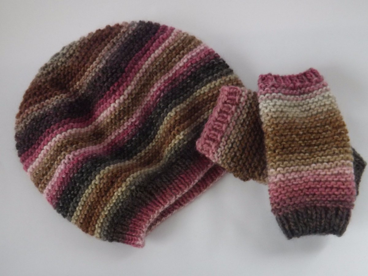 Special offer - Matching Hats and Mitts get 10% off with coupon code SET10 etsy.com/uk/shop/KnitKn… #giftideas #accessories #sale #hats #mitts #autumn #cosy #crafturday #shopscotland #britcrat #eshopsuk #handmade