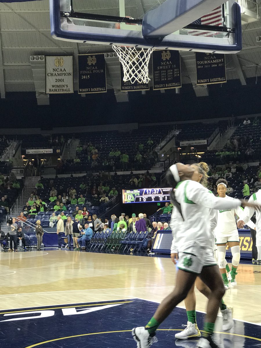 TNNDN's tweet photo. Pregame warmups. Ring of Honor Ceremony for Kayla McBride will occur shortly! #GoIrish #beatMSM. 🏀☘️🏀 https://t.co/RI6GRhu0rM