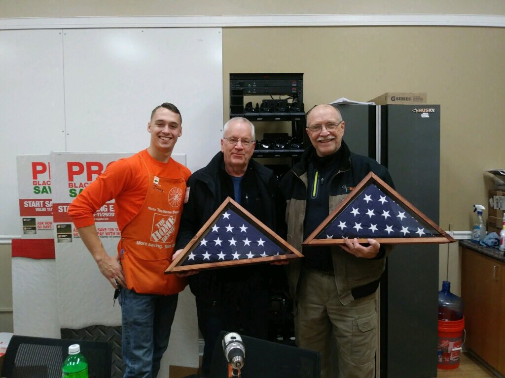2762's Jimmy Bowling and vets at our flag display case workshop today, serving those that served us!  <a href="/JulieGiattino/">Julie Giattino</a>