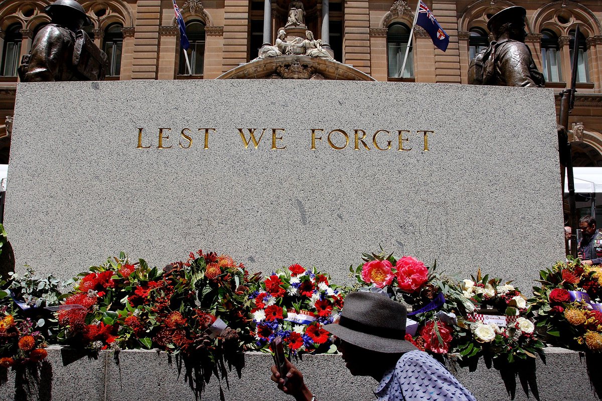 PHOTOS: 11th day of 11th month: World War I dead honored on Armistice Day Service bit.ly/2AC2EDG?utm_so… https://t.co/jmNFPxc1zn