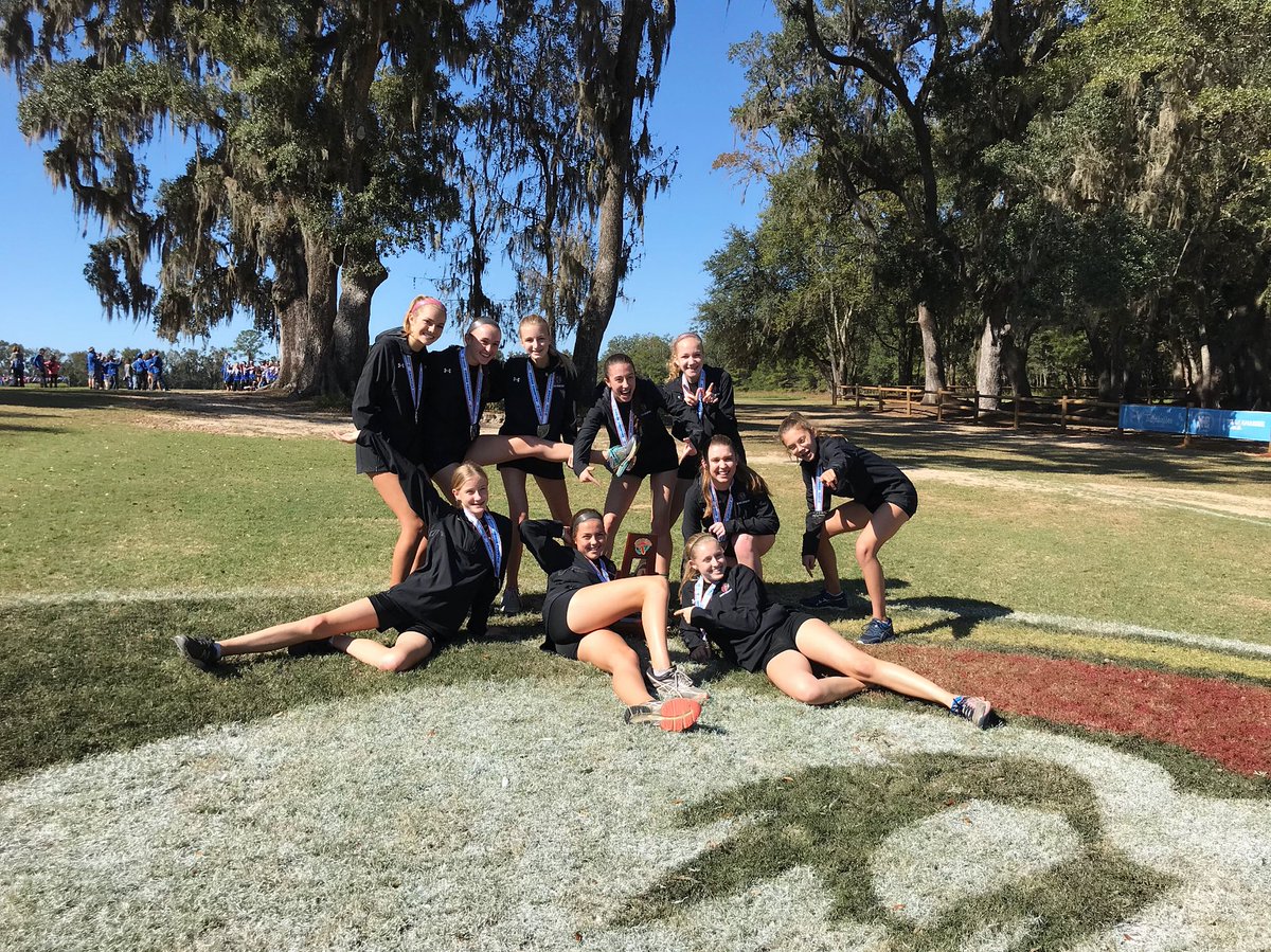 CKXCGIRLS tweet media