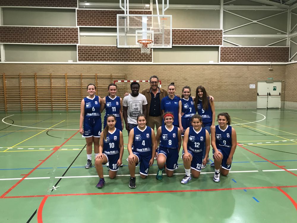 ADEliocroca's tweet photo. #BALONCESTO. Nuestro equipo infantil femenino @LorcaFCSAD Eliocroca pierde por 66-34 ante @UCAMMurcia "B". Gran esfuerzo de nuestras chicas, al igual de encomiable que el de su patrocinador; Triturados Ylorci, ¡campaña tras campaña! https://t.co/rd8AkCwIou
