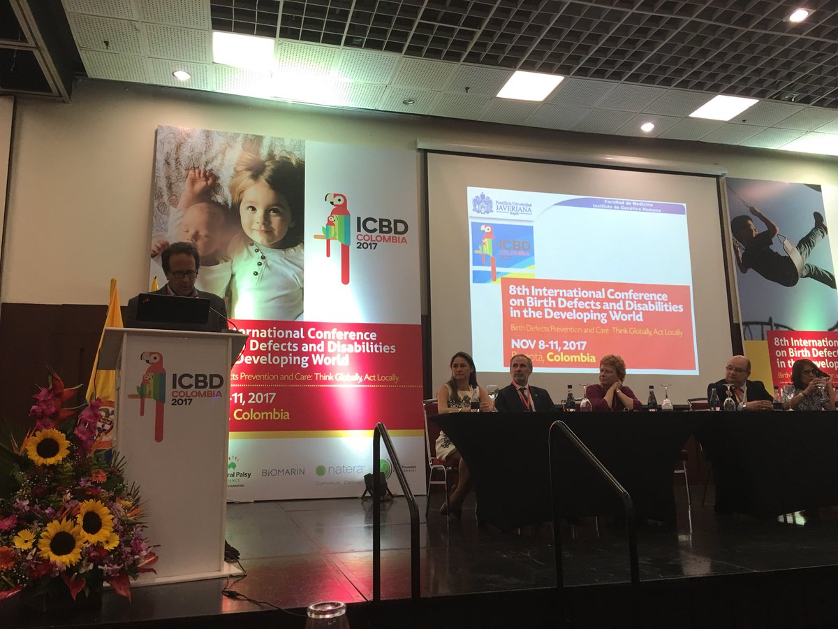paulamhv's tweet photo. Alberto Gómez, Director Instituto de Genética Humana @UniJaveriana en la Ceremonia de Clausura #ICBD2017 https://t.co/PWE42HbuoI