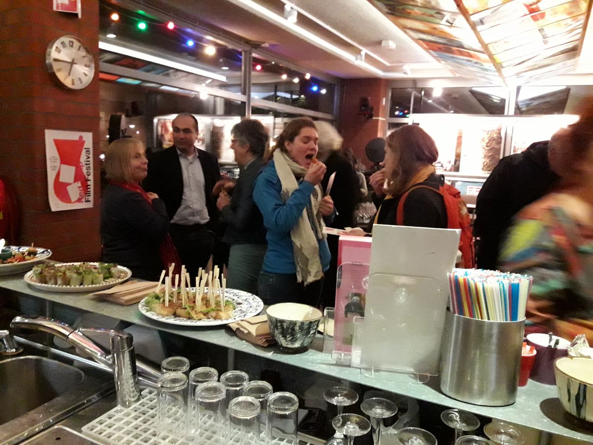 RTFF_NL's tweet photo. Audience of #RTFF2017 enjoying the special and traditional treats at Filmhuis Lumen before the screeening of My Father's Wings movie begins.
#RTFF2017 seyircileri Filmhuis Lumen 'de Babamın Kanatları film gösterimi başlamadan önce özel ve geleneksel ikramların tadını çıkarıyor. https://t.co/Va7NWttf60