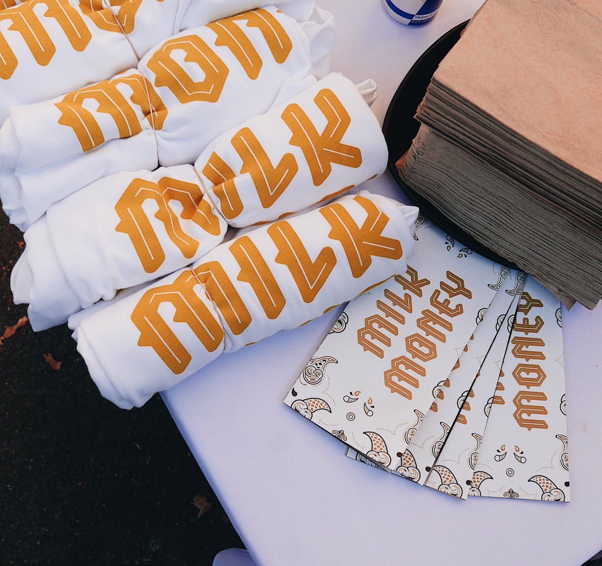 MilkMoney916's tweet photo. RT If you want some Milk Money swag??? 😎👕

#milkmoney #merch https://t.co/dVDZffH8Tr
