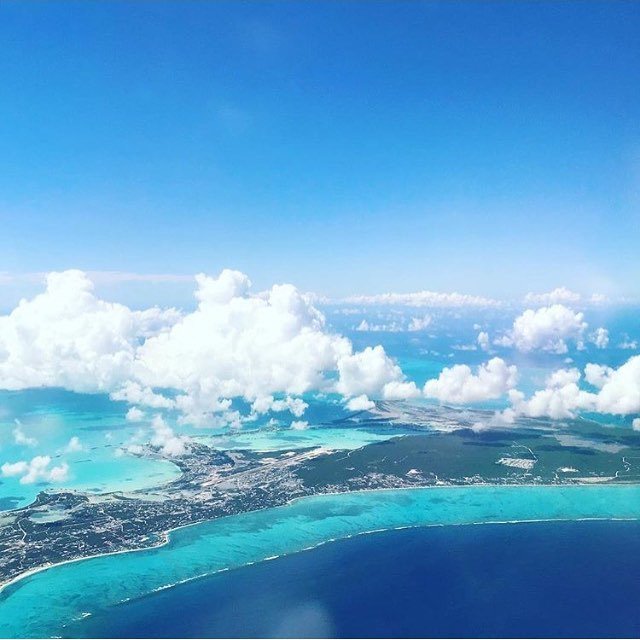 ShoreClubTC's tweet photo. Sometimes the color of our water still takes our breath away! #turksandcaicos #providenciales #caribbeanview #beau… https://t.co/K23ohSxdtM https://t.co/Rc7n3oeeA5