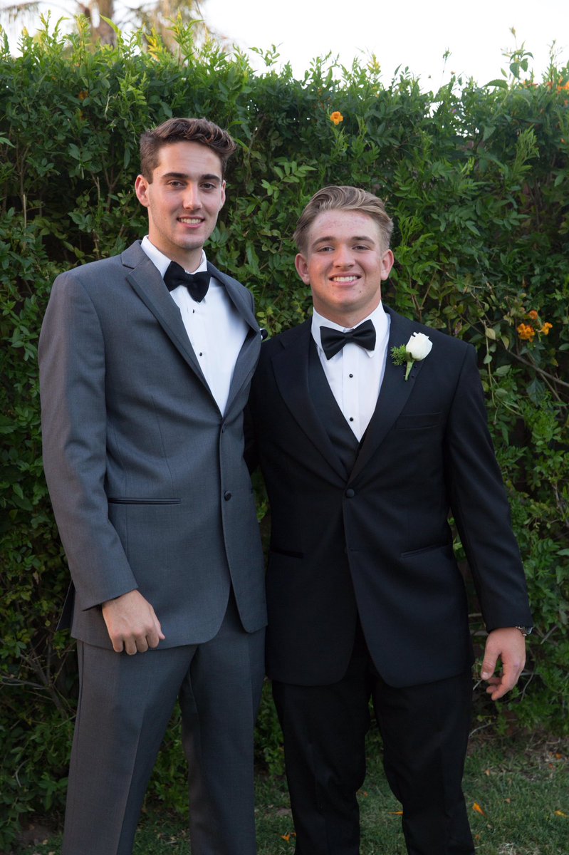 Cohen3Larry's tweet photo. @tuckerfenton Happy birthday!! Have a good day man!❤️ https://t.co/LDyy1m1cil