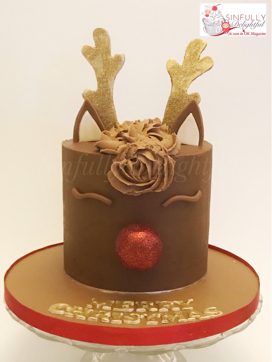 SinfullyD's tweet image. Plain or gold antlers? Which is your favourite? #rudolphtherednosereindeer #cake #Wirral #MerryChristmas