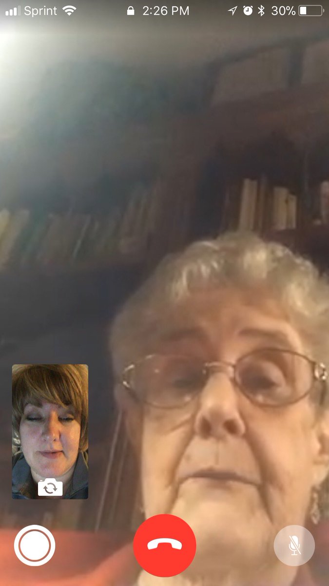 stefthompson63's tweet image. So my sweet Momma FaceTimed me today and had no idea how she did it!!!  😂 #hipnana #almost80 #icanseeyourface 🤣🤣🤣