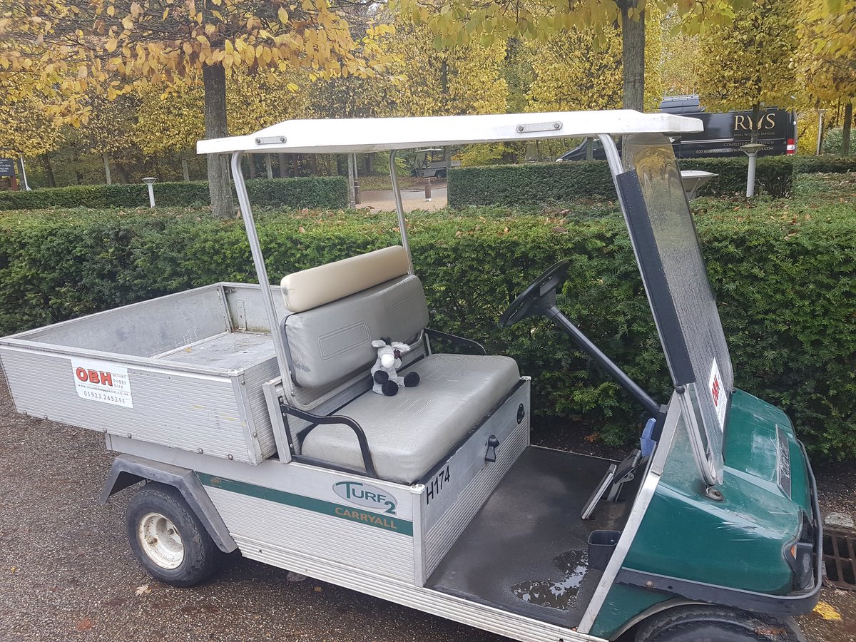 heathercheets's tweet photo. Off for a round of golf ⛳⛳⛳ #wildgooseevents #earlgreydonkey #thegrove @TheGroveHotel @wildgooseevents https://t.co/BXAKgyBkZg